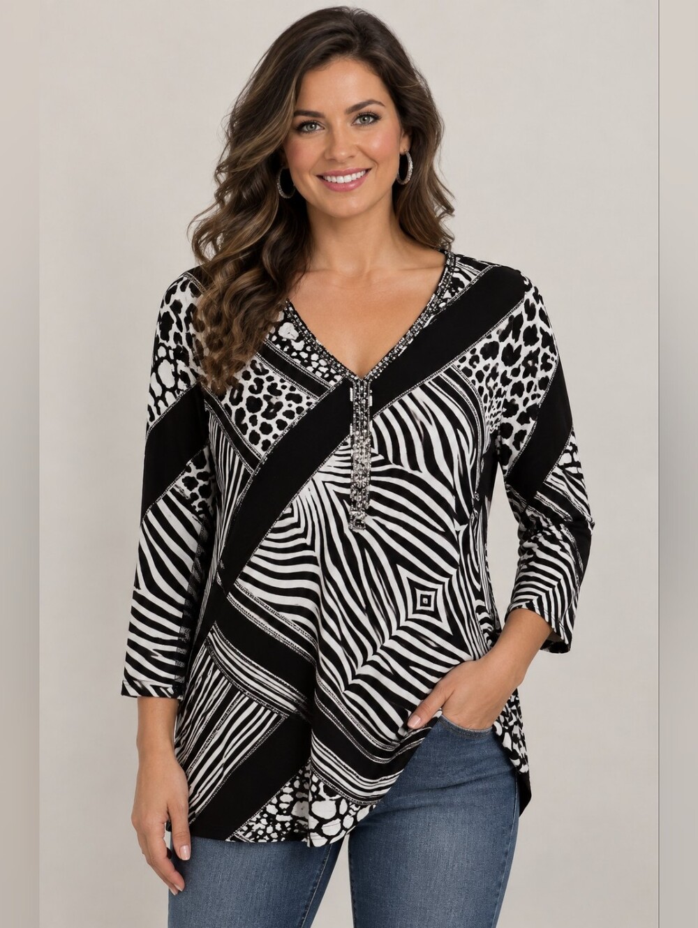 JM Collection Black & White Aysemetrical Print Top, Rhinestone Neckline, Sz Med